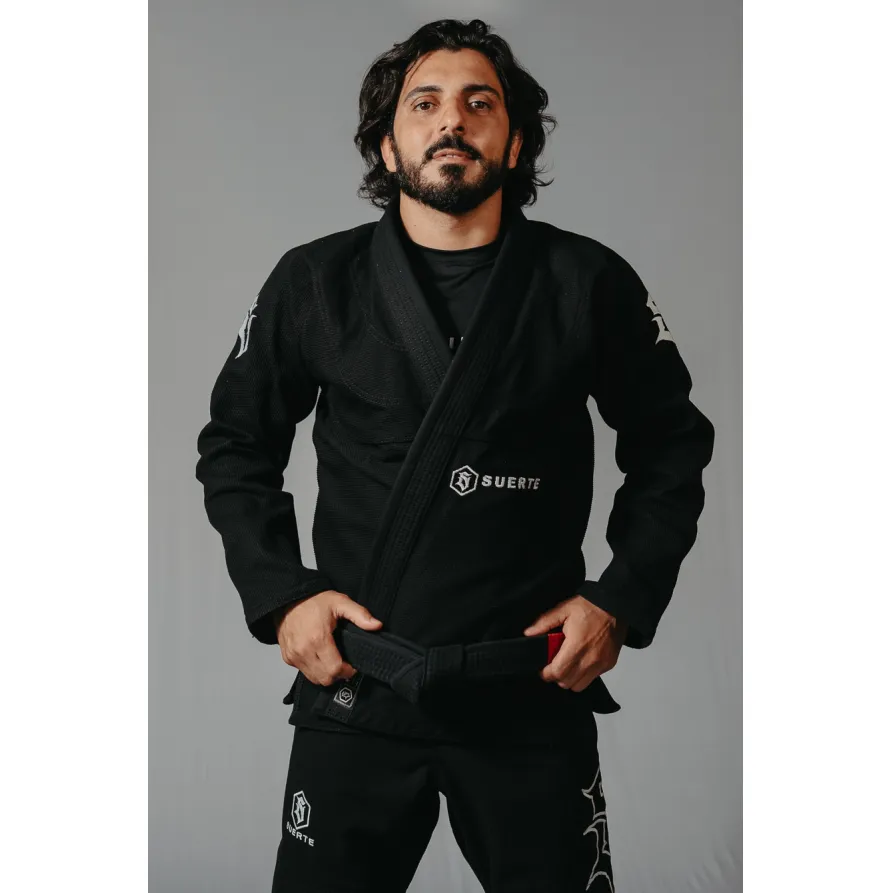 KIMONO INVICTUS PRETO